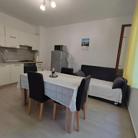 יבלנץ Apartment Marta מראה חיצוני תמונה
